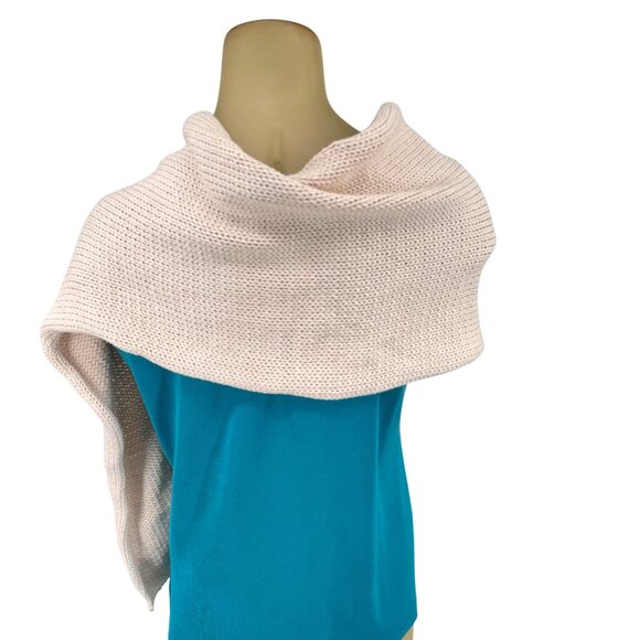 Pure Hand-Knit scarf wrap Cotton Shawl Large Wooden Buttons ivory sweater knit - Picture 9 of 9